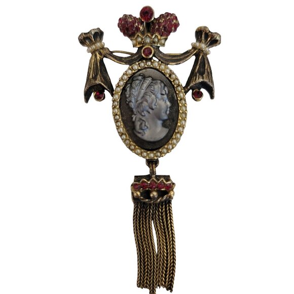 Gold Tone Victorian Revival Rhinestone Faux Pearl Tassel Cameo Pin Pendant M903